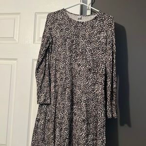 Used one time old navy leopard top